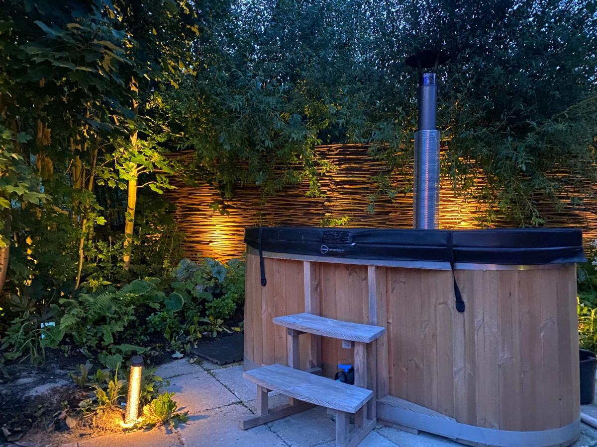 Bed & Wellness Klein Knorrestein With Private Hottub And Sauna And Tandembike Rental Included In Price Almere Zewnętrze zdjęcie